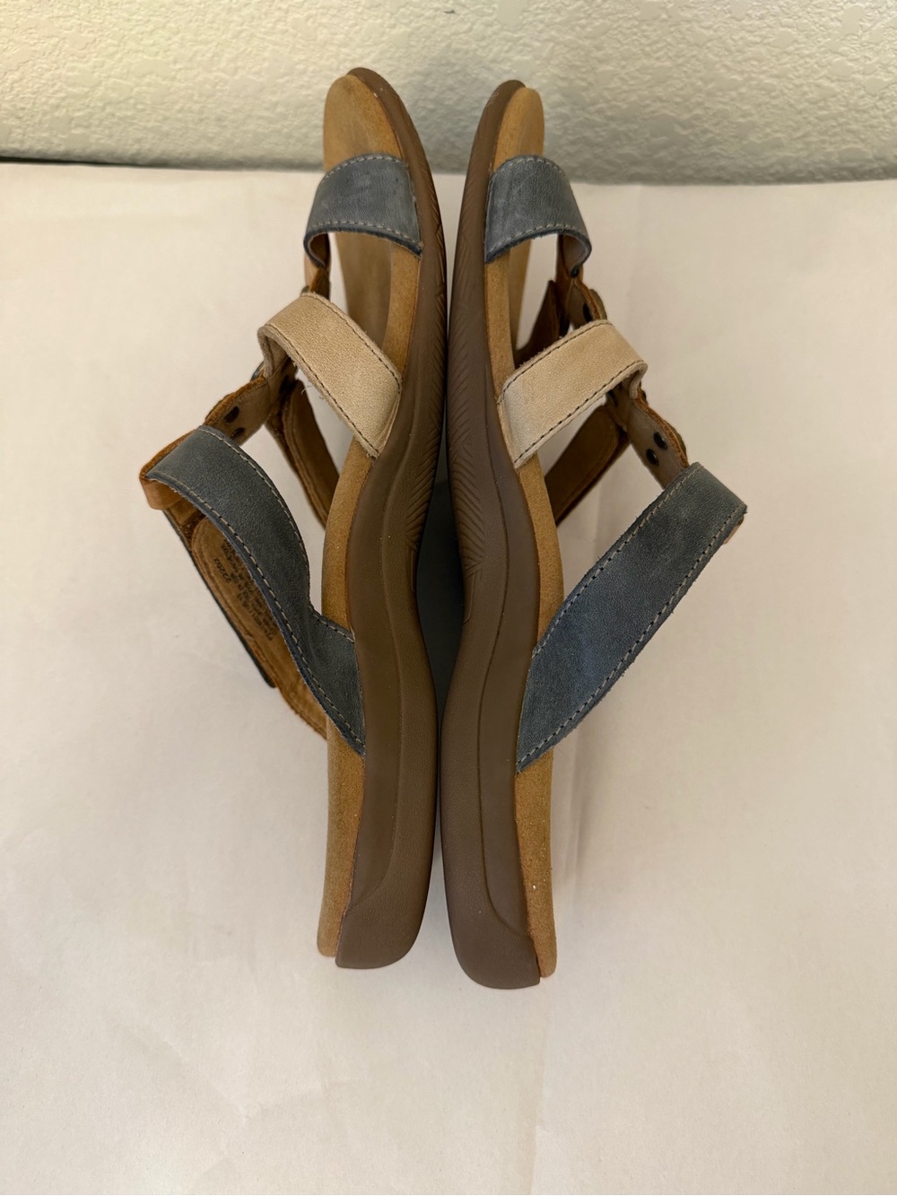 Taos Footwear Women’s Adj. Neutral Sandals Sz 10 - Picture 6 of 11